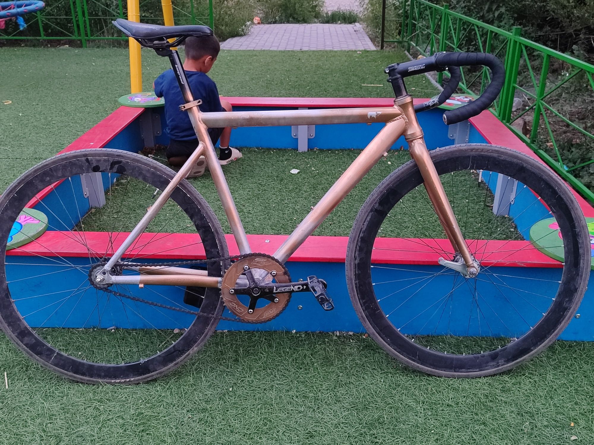 Fixed gear GRAY r10 есть торг