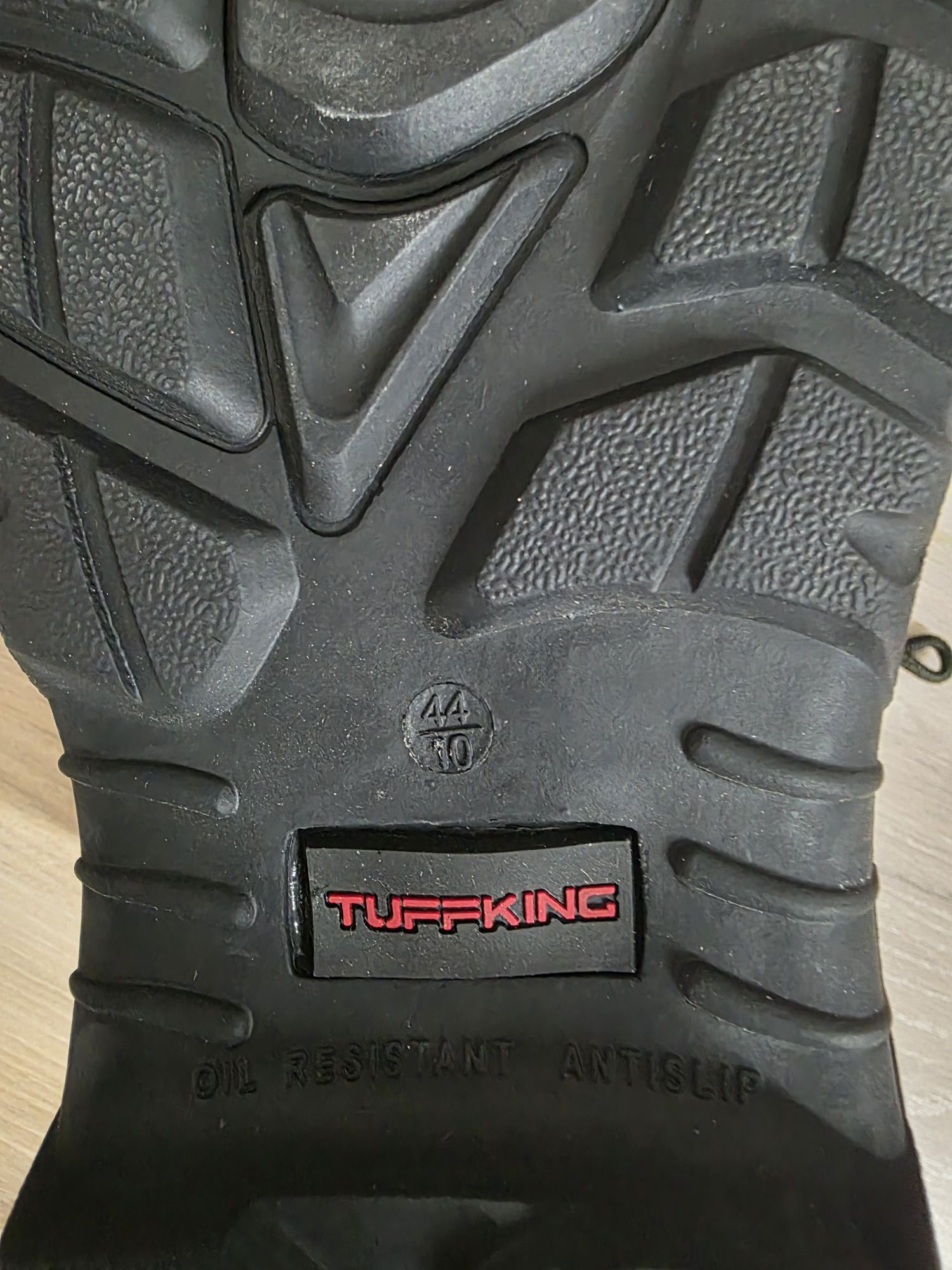 Продам спецобувь, ботинки летние TUFFKING