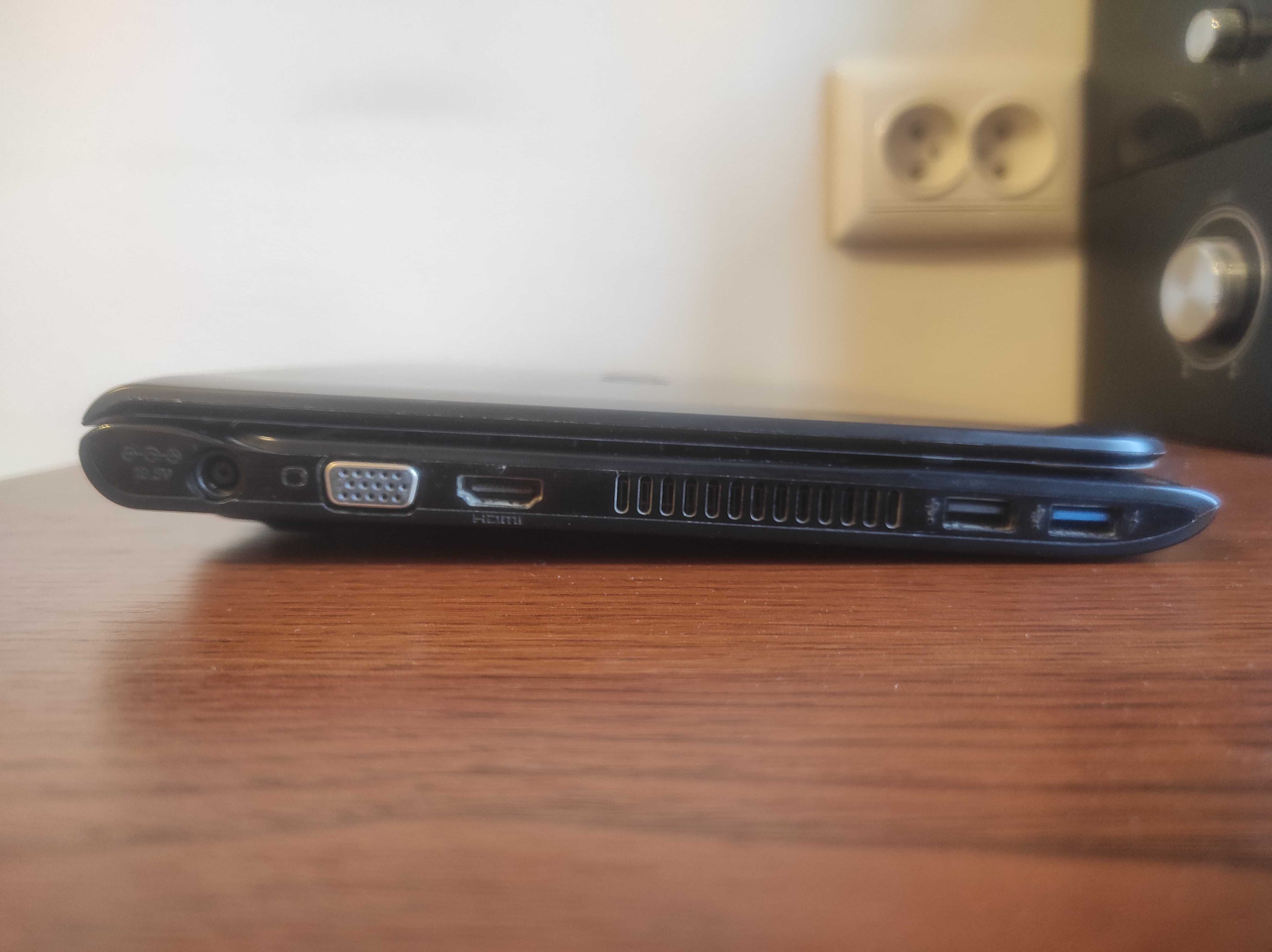 Нетбук Sony Vaio SVE111A11V