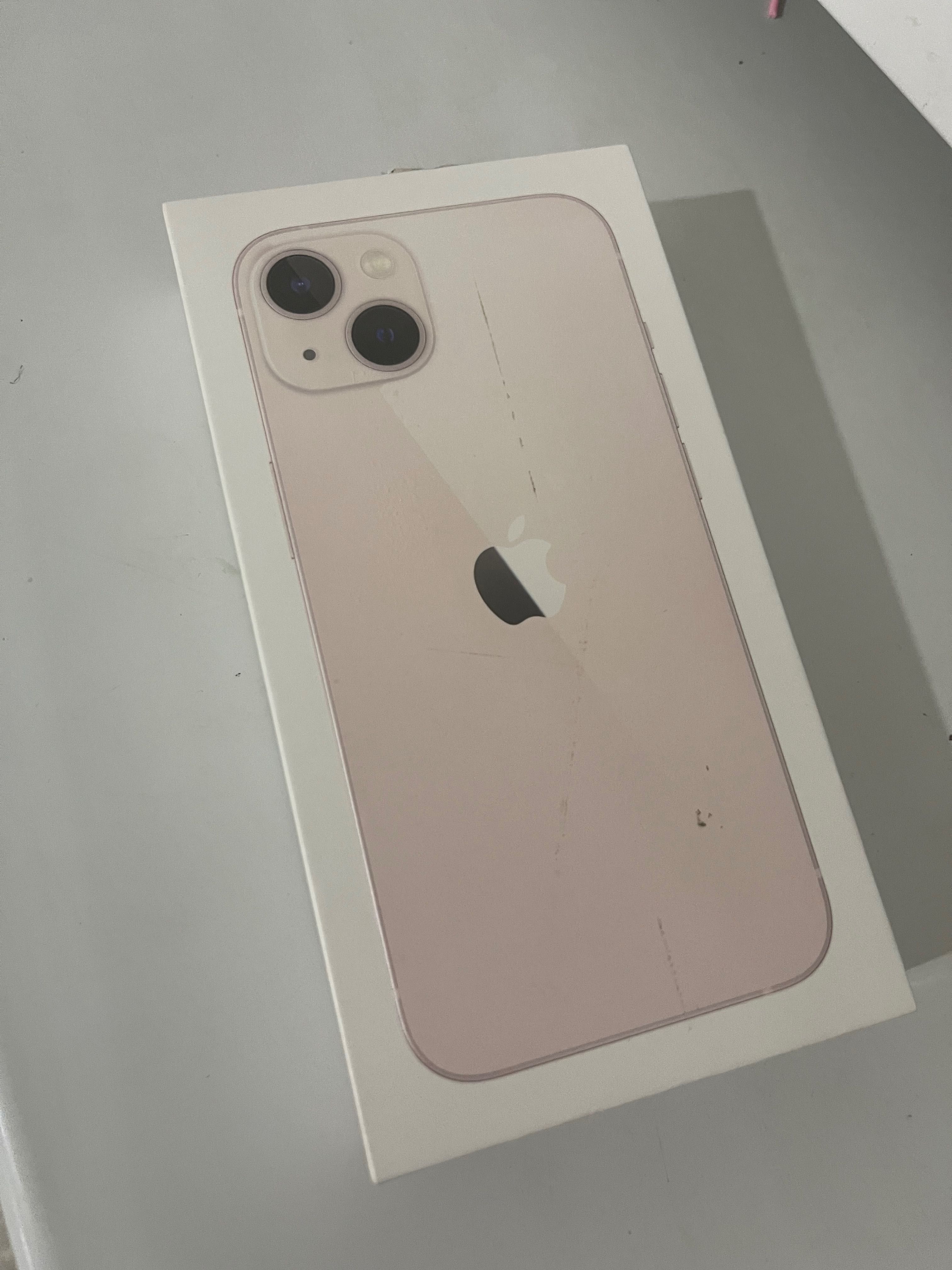 Айфон 13,емкость 87, 128gb, цвет розовый