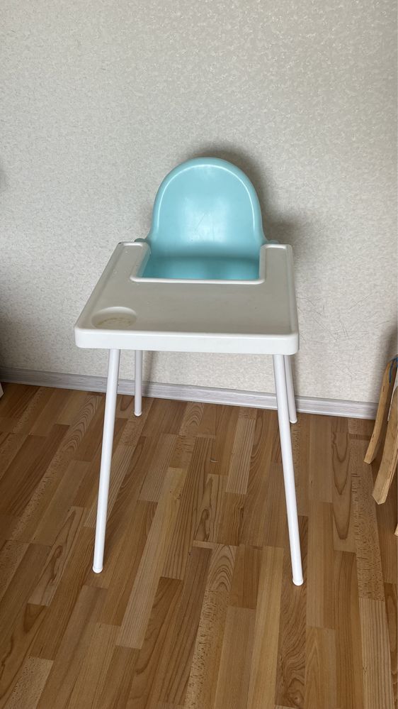 Продам стол для кормление