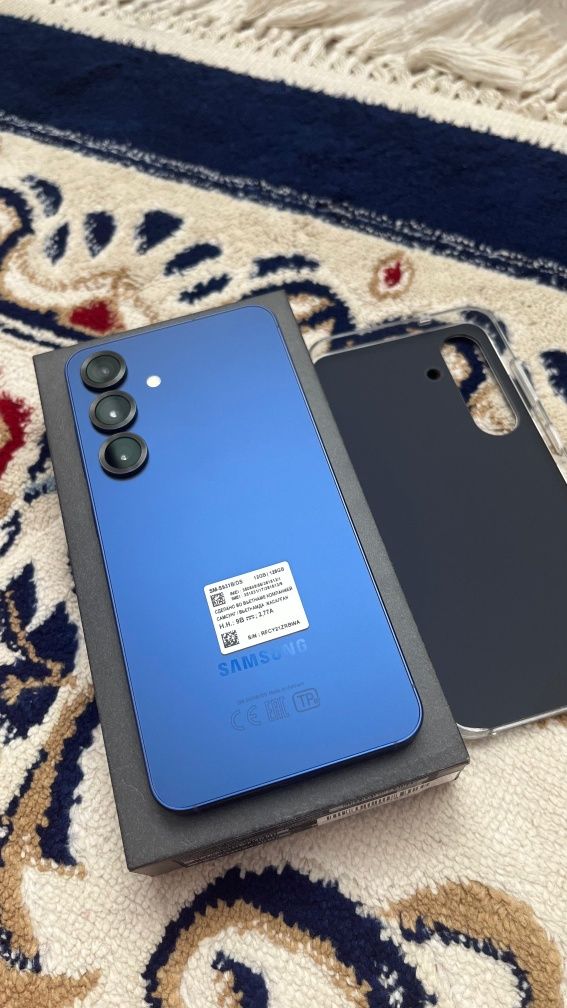 Samsung S 25 128 gb