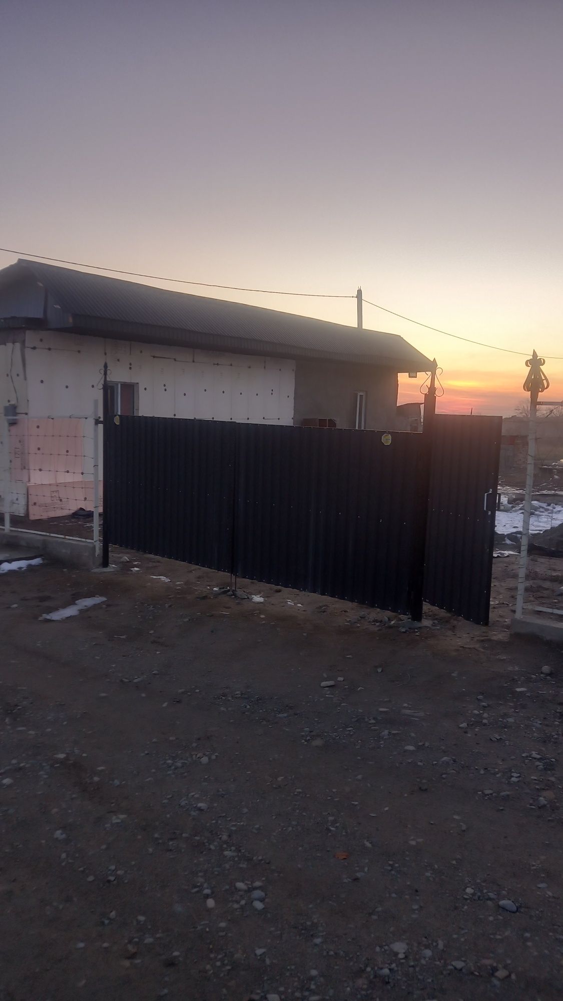 Продам 4 х комнатный дом