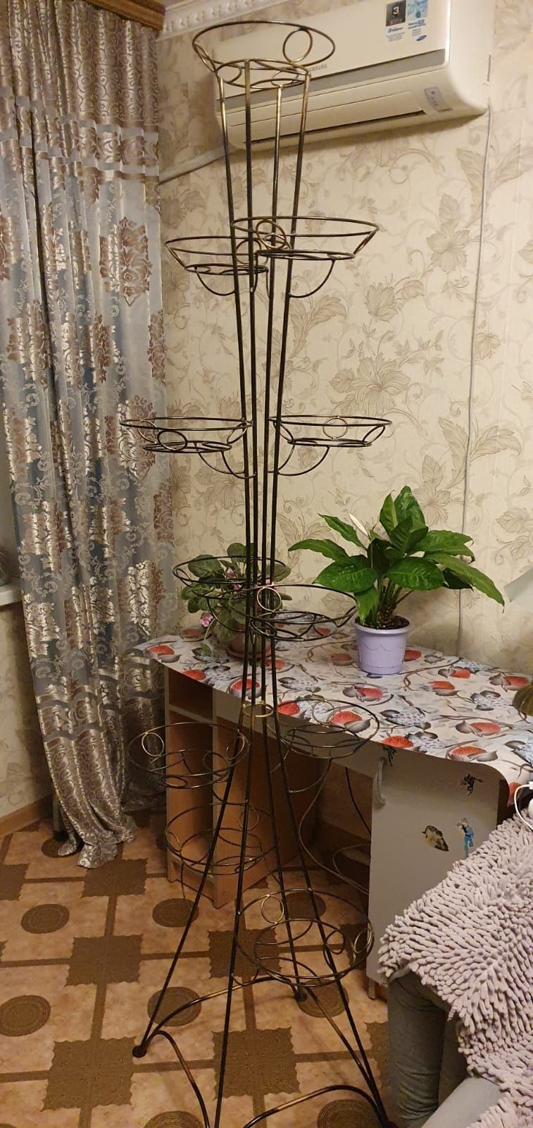 Подставки под цветы
