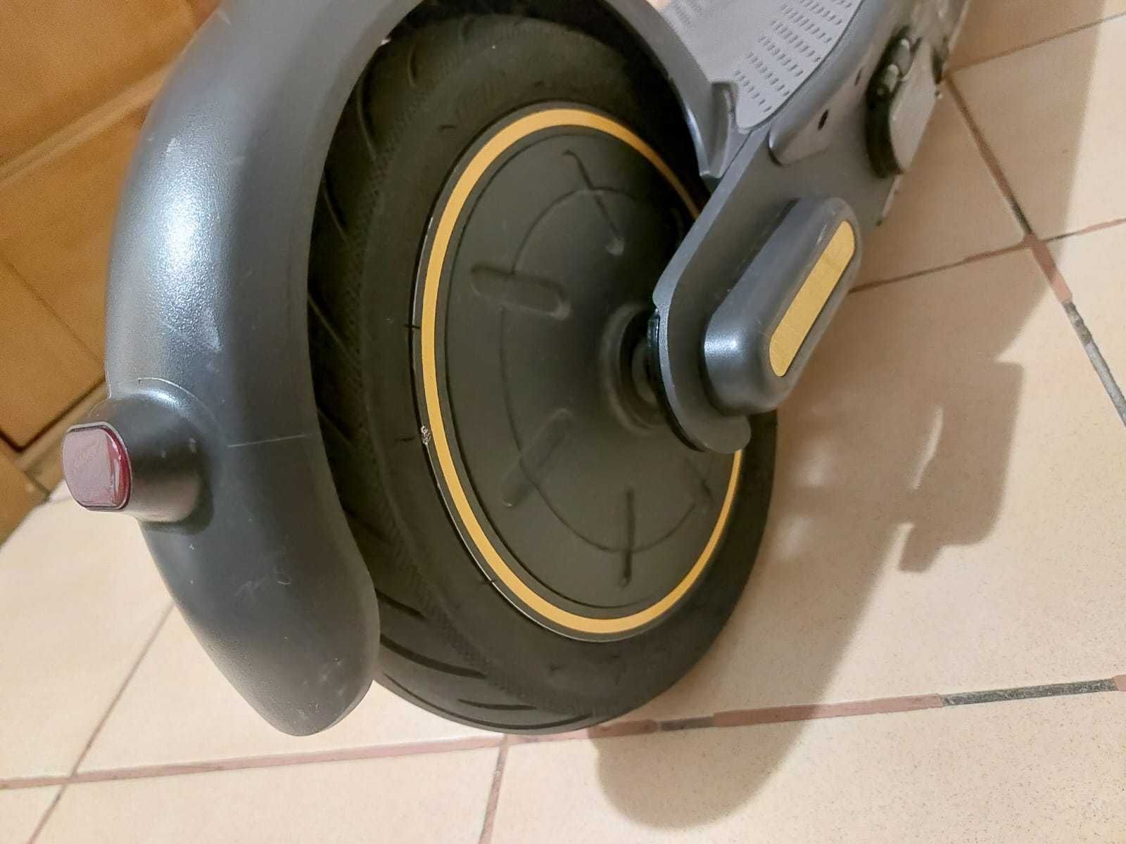 Электросамокат Ninebot KickScooter MAX G30P