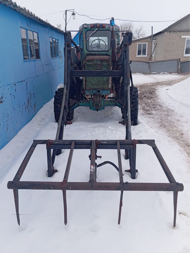 Продам Т-40АМ с оборудованием для сенокоса