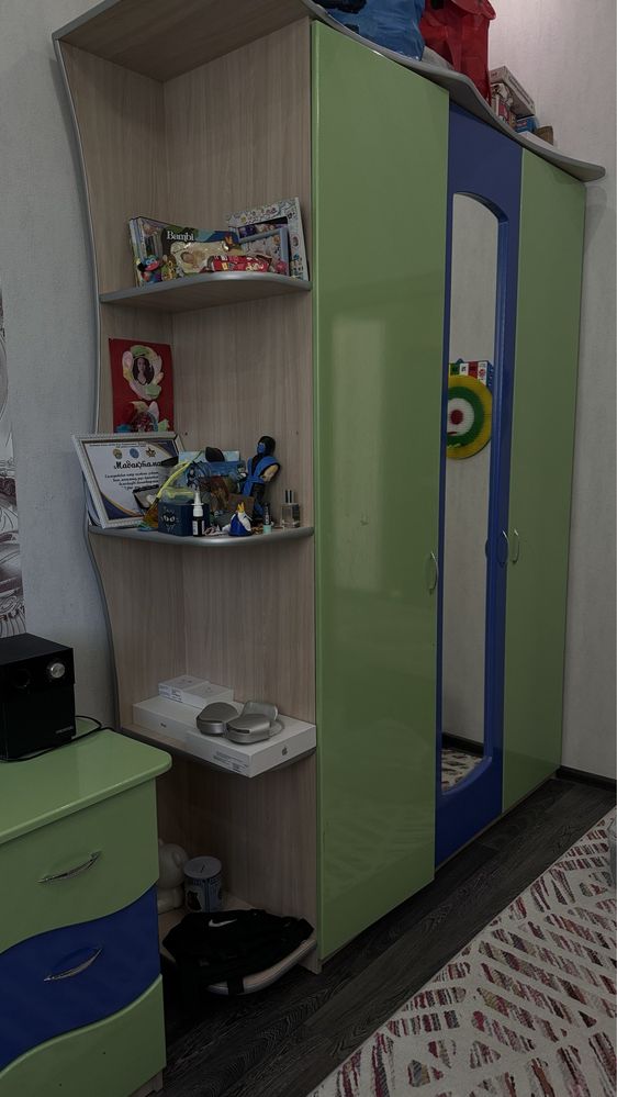 Продаю детскую мебель