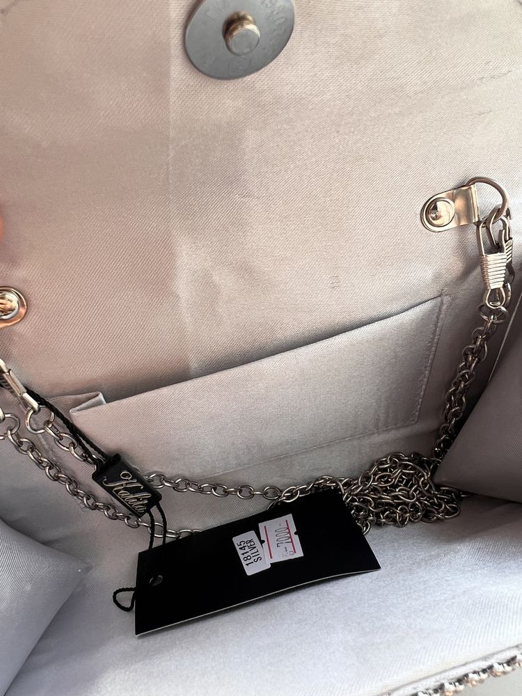 Продам шикарный клатч со стразами (новый)