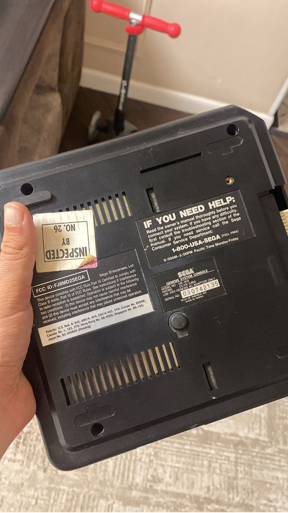 Продам оригинальный Sega Genesis 1 геймпад.