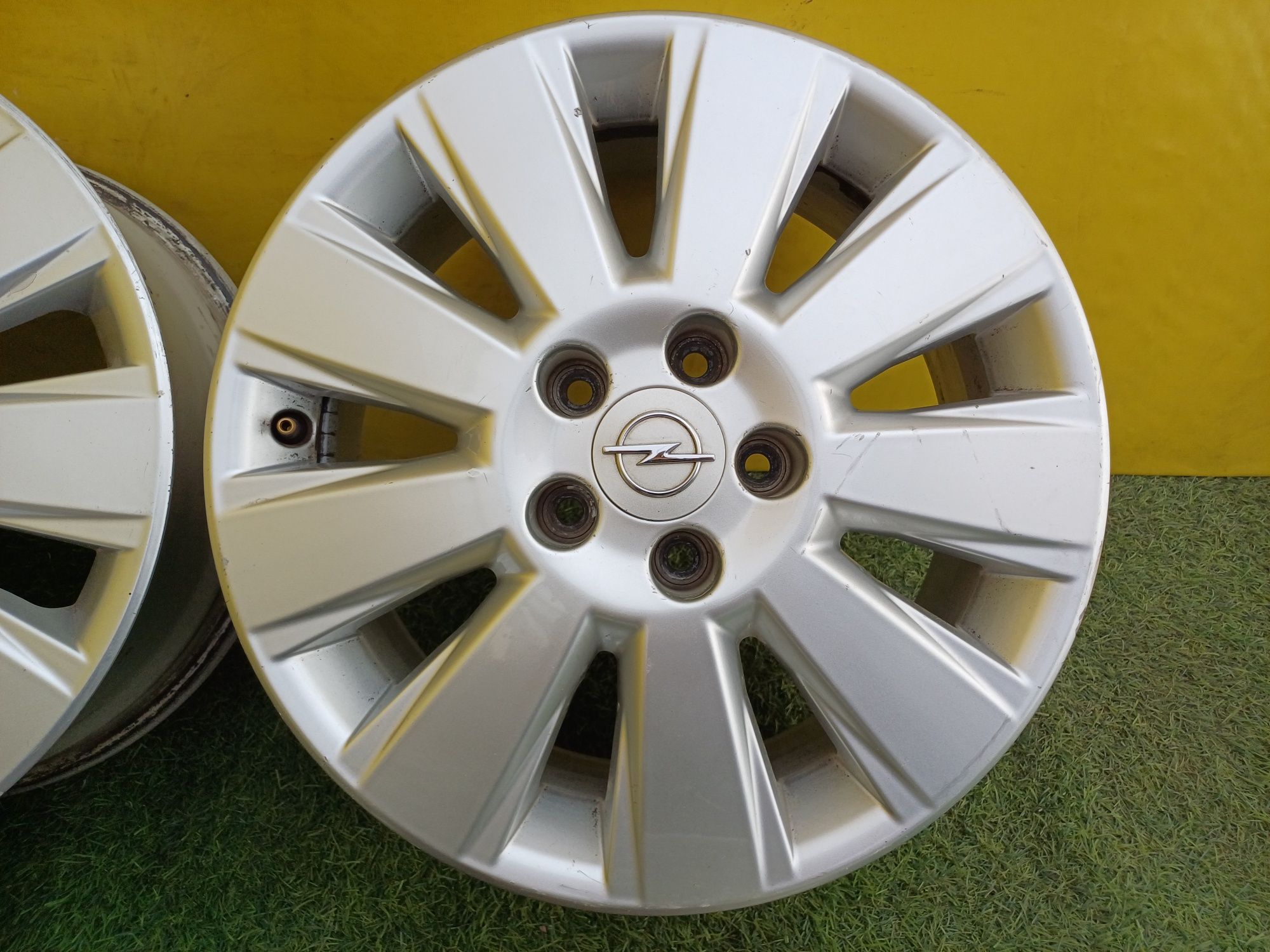 Диски R16 5x110 на Opel