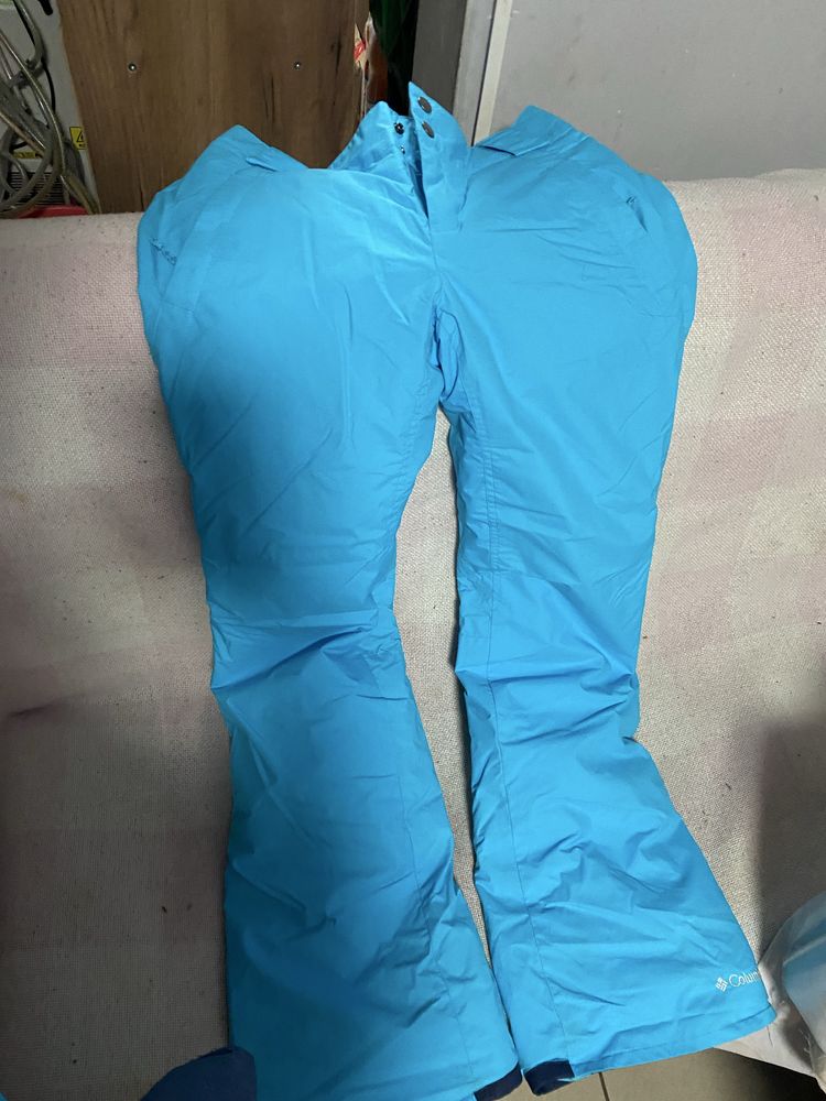Продам Женский горнолыжный костюм