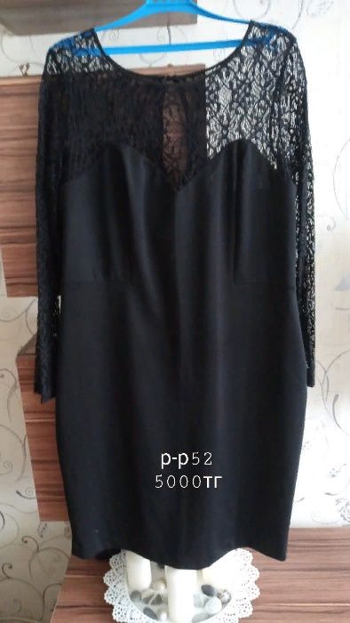 Продам платье р-р 52, черное.