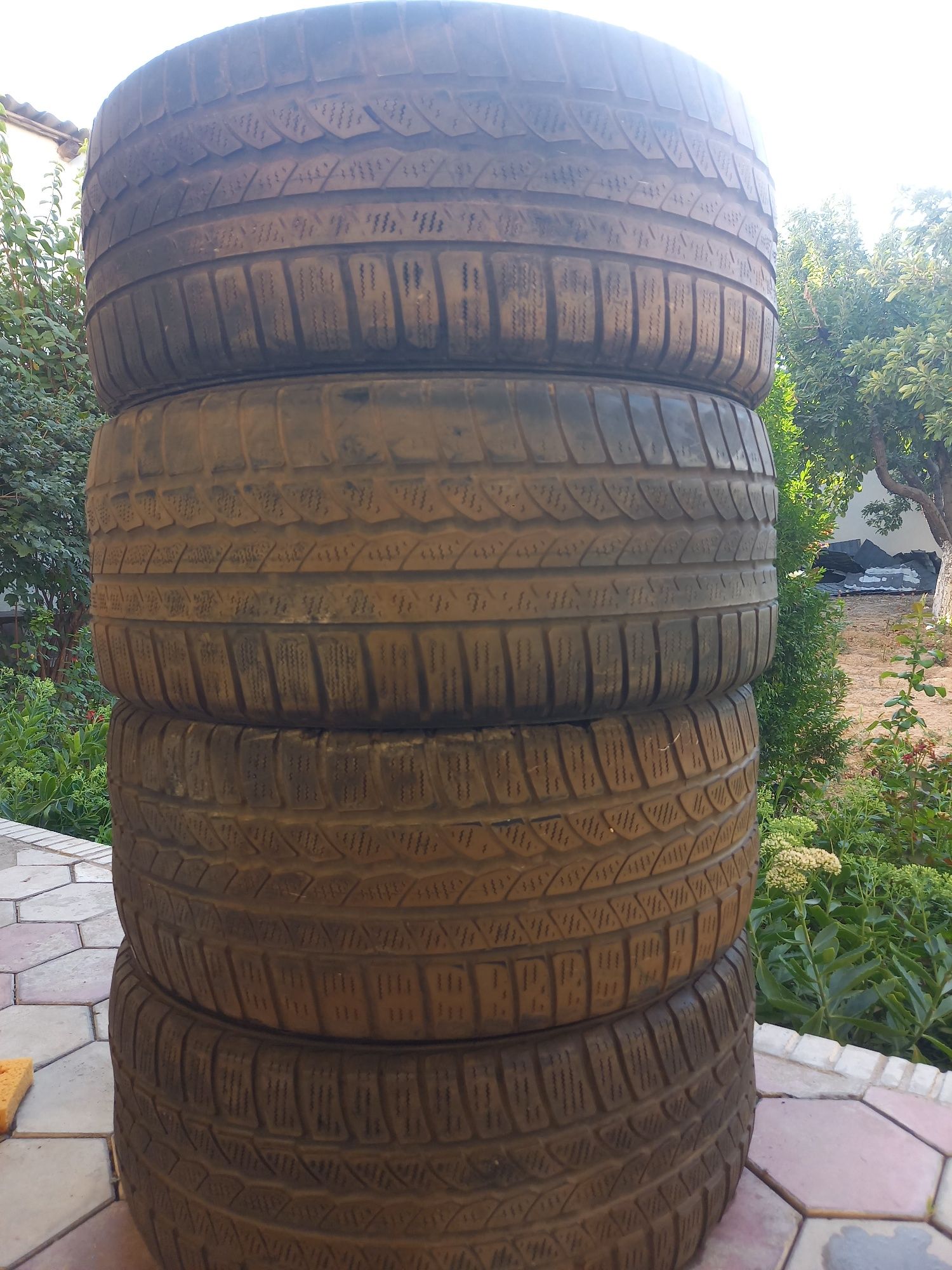 Шины continental 235/45R17