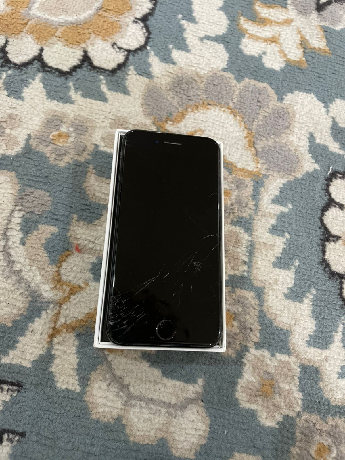 Продам или обменяю iPhone 7