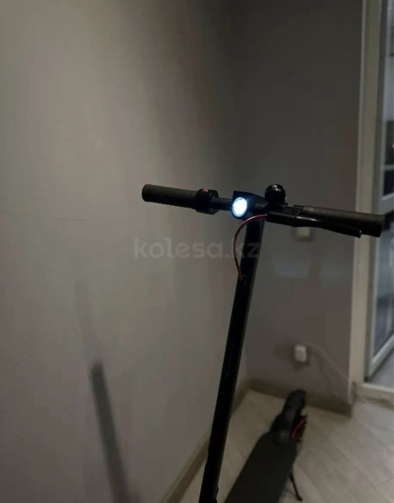 Самокат Xiaomi MiJia Smart Electric Scooter Pro 2 черный