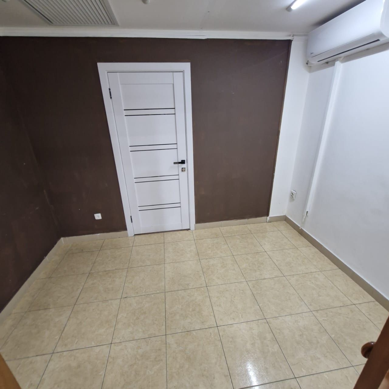 Продам салон красоты в центре Уральска
