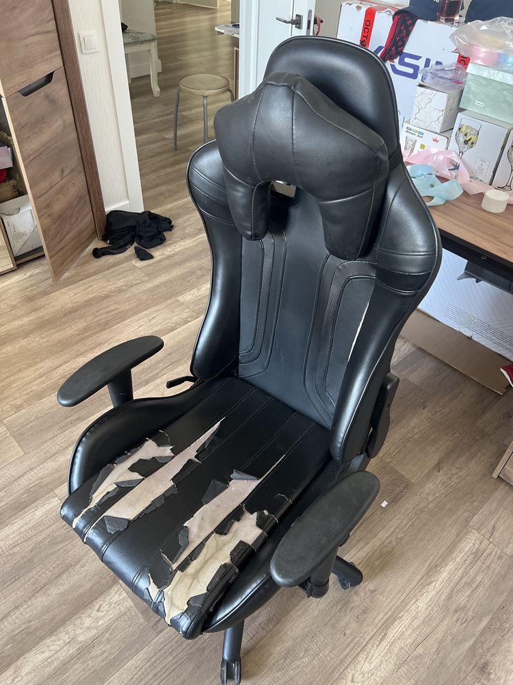 продам кресло игровое