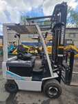 Вилочный погрузчик UNICARRIERS