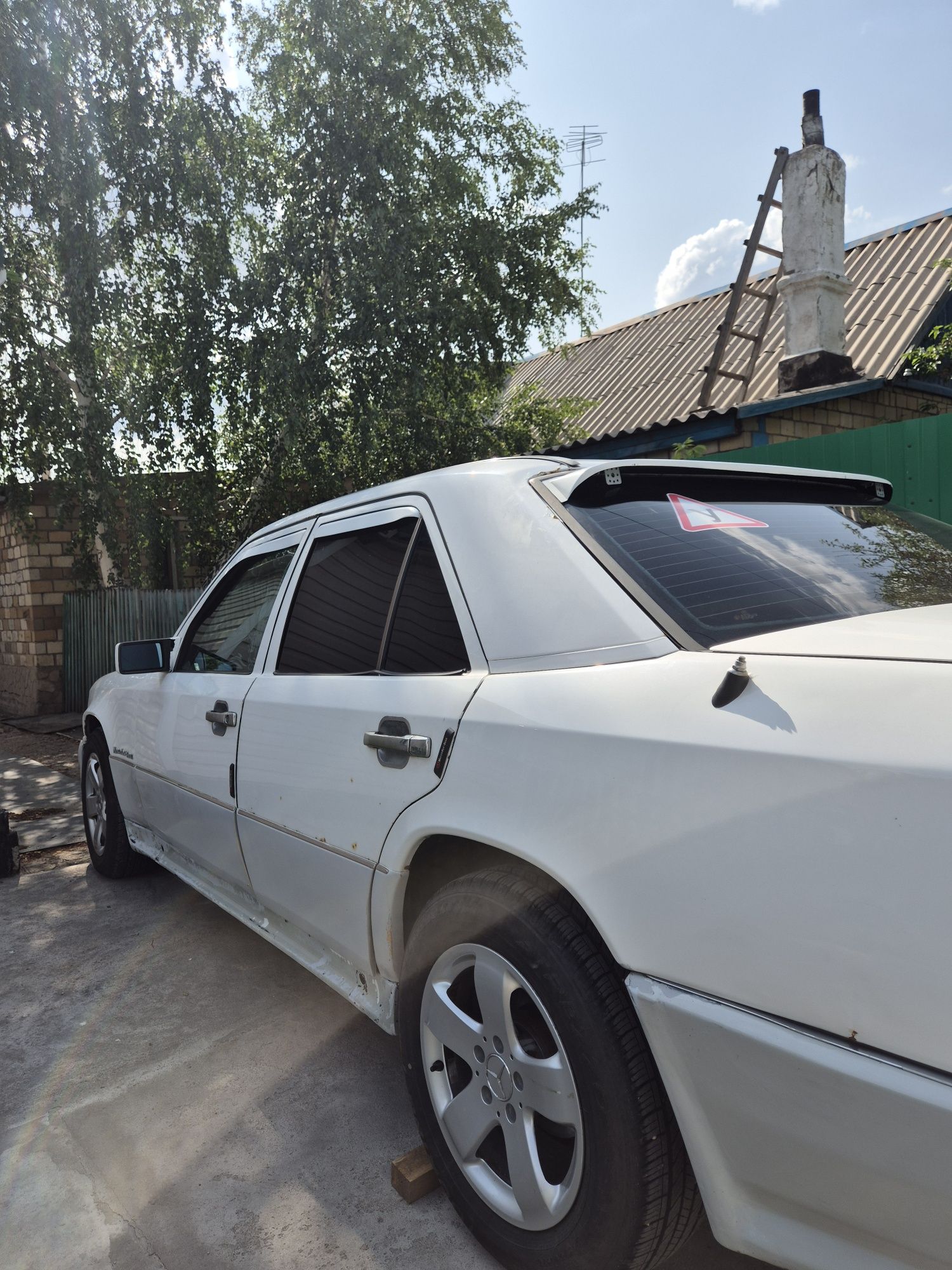Mercedes-benz E22