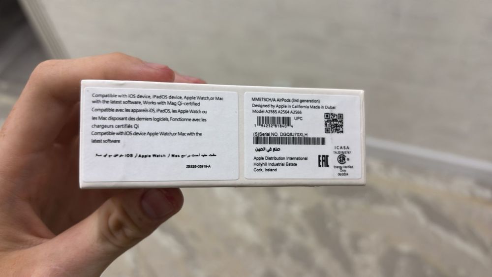 Продам чехол для Airpods