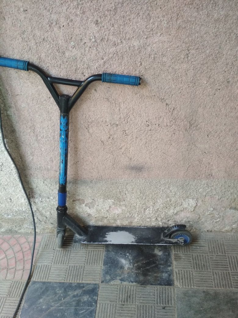 Продам трюковой самакат