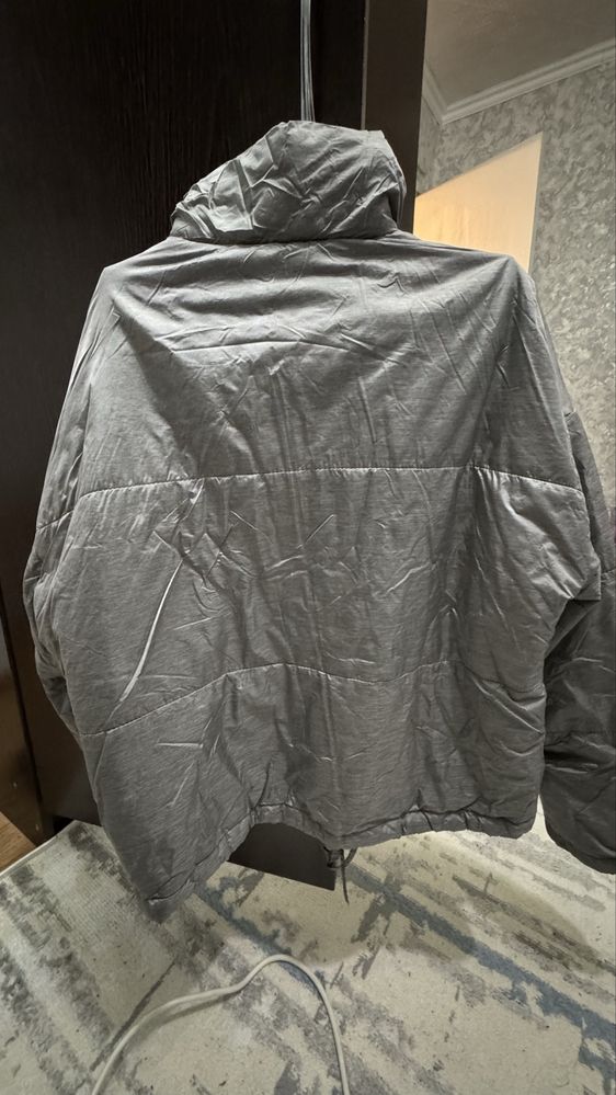 Продам куртку от Ostin