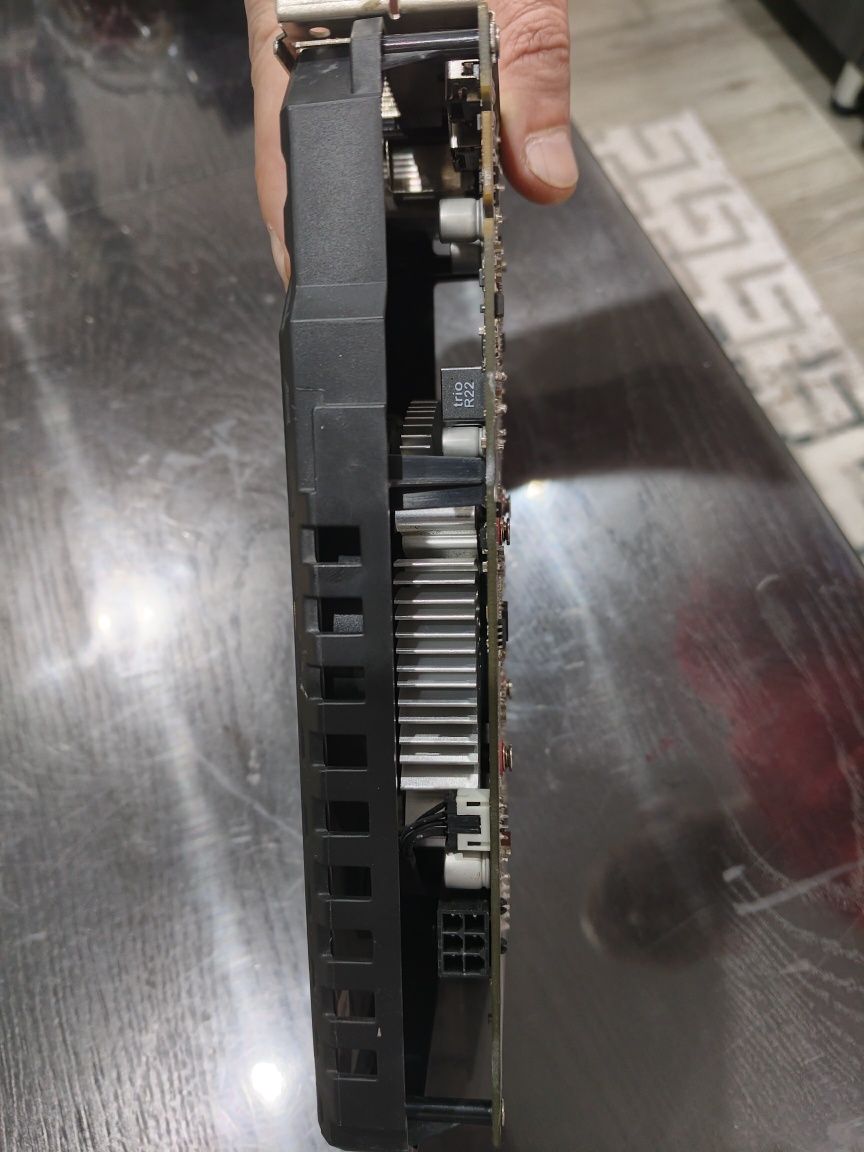 Продам Видеокарту GEFORCE GTX950 на 2 Гб. Игровая