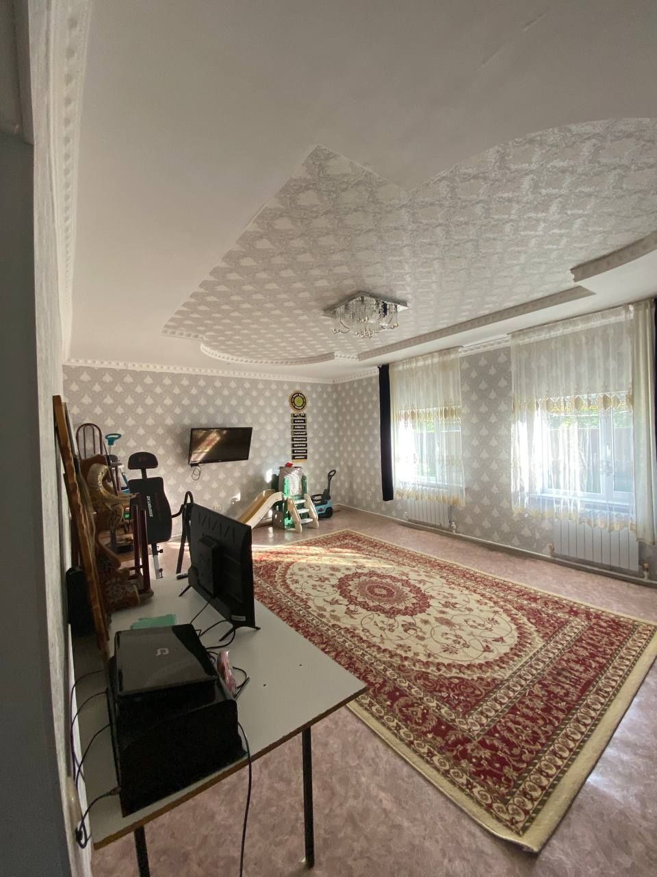 Продам частный дом по улице Айтеке би 66 кв 4 во дворе 2 дома рядом