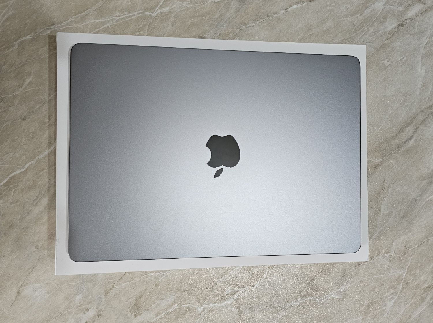 MacBook Air M3 16/1TB 4 цикла