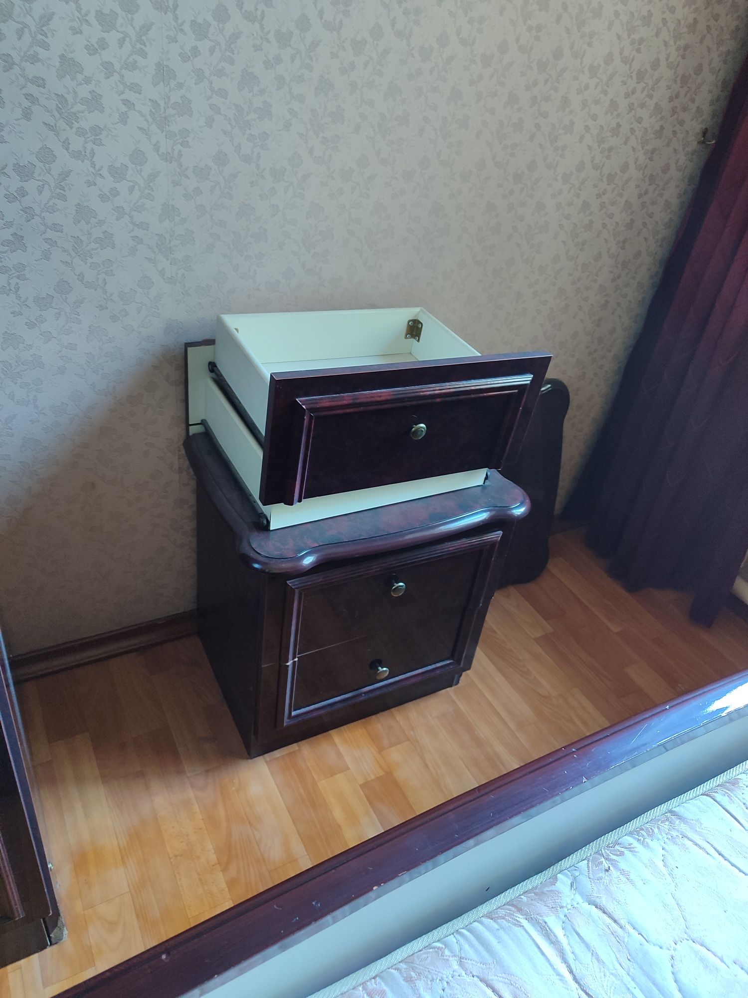 Спальный гарнитур продаётся, б/у