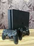Playstation 4 slim