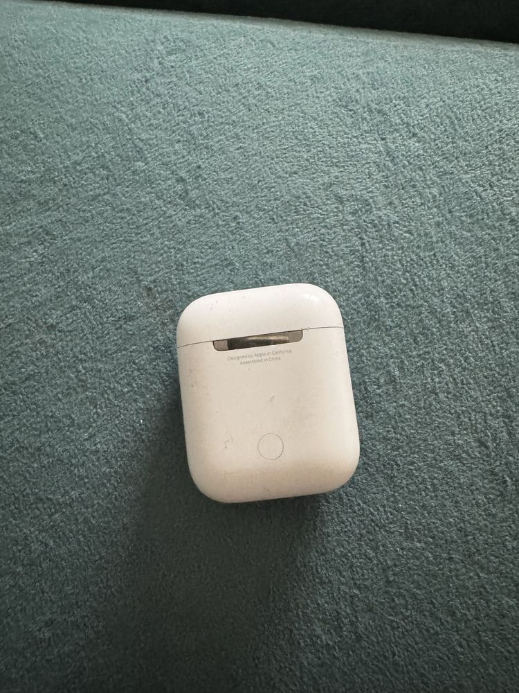 Продам Air pods 1
