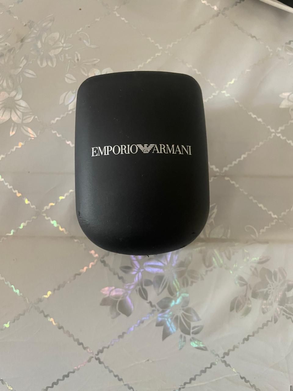 Продам оригинал часы армани