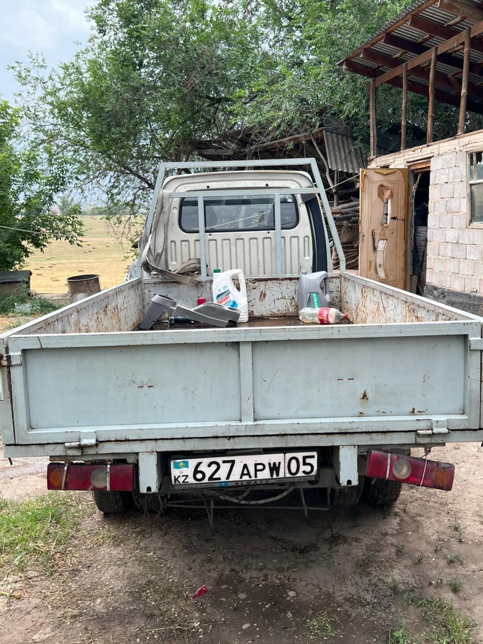 Продам машину пишите