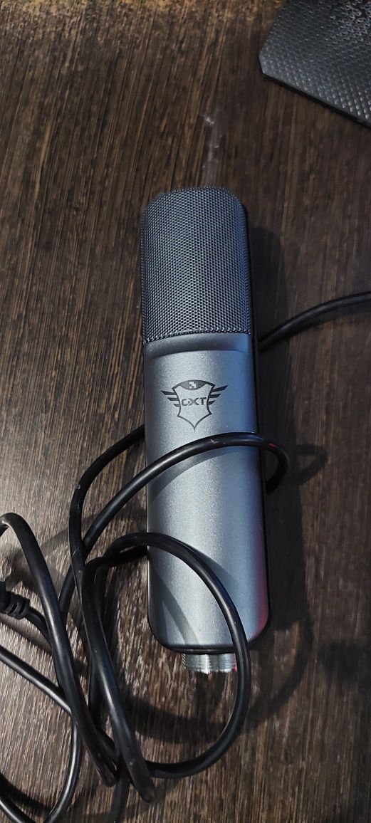 Микрофон Trust GXT 242 Lance Streaming