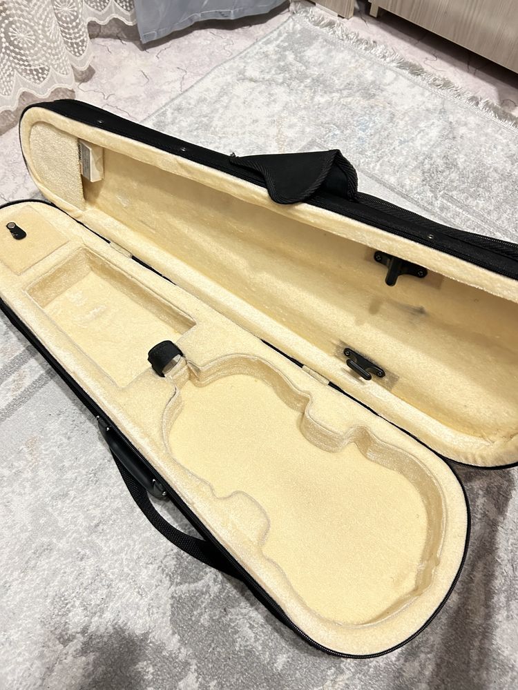 Продам скрипку 1/2 (2/4)
