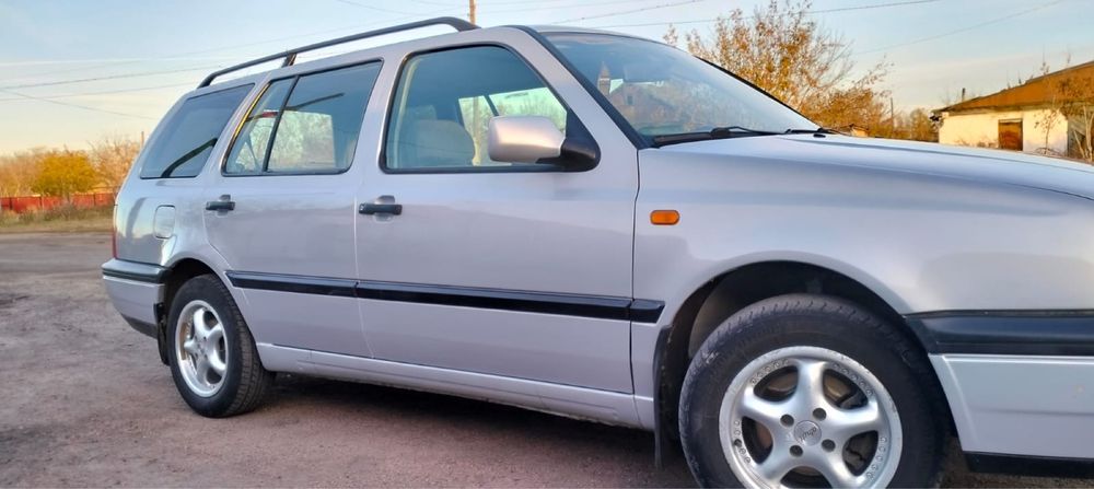 Volkswagen Golf 3 в кузове универсал
