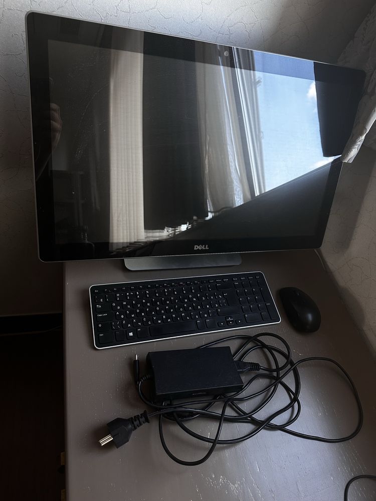 Моноблок Dell Inspiron One 2350