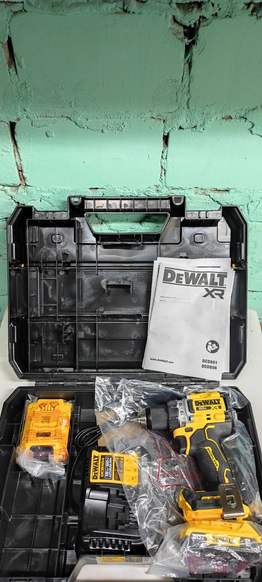 DeWalt DCD 801...
