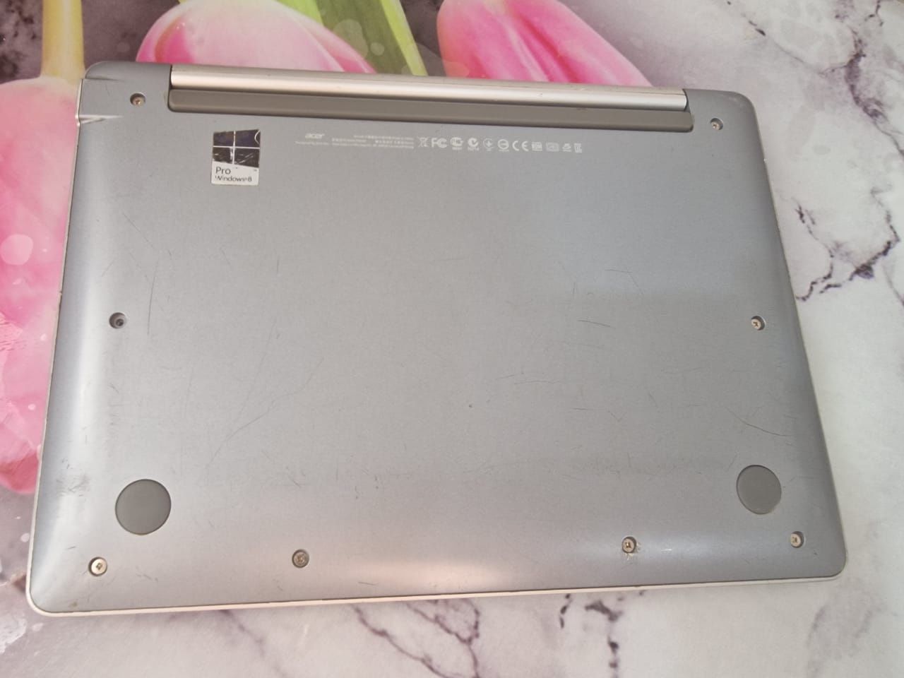 Продам офисный нетбук acer