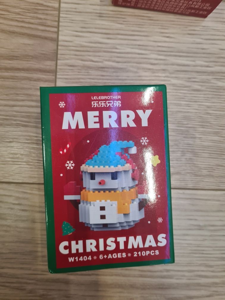 Новогодний конструктор как lego