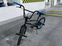 Трюковой велосипед BMX