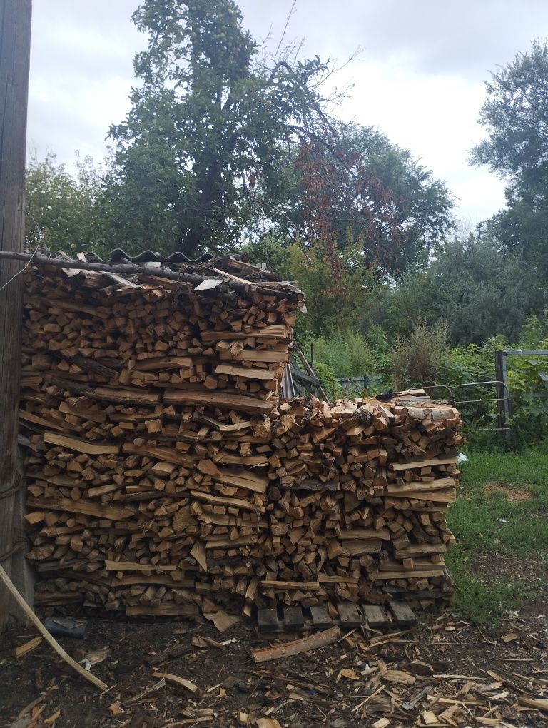 Рубленные дрова сухие