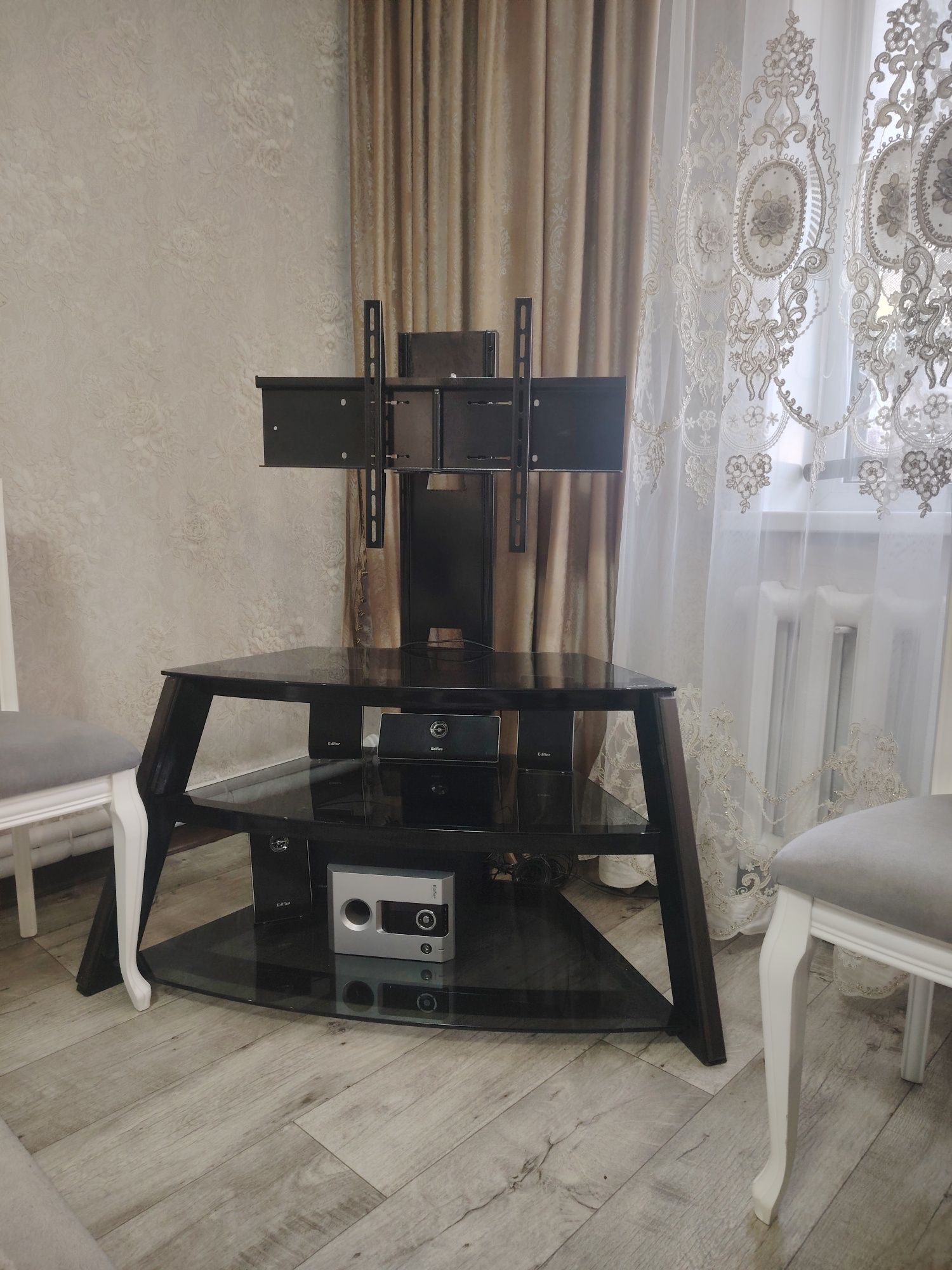 Продам диван и стойку для ТВ
