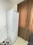 Холодильник INDESIT SB200 белый в хорошем состоянии. Звонит по номеру