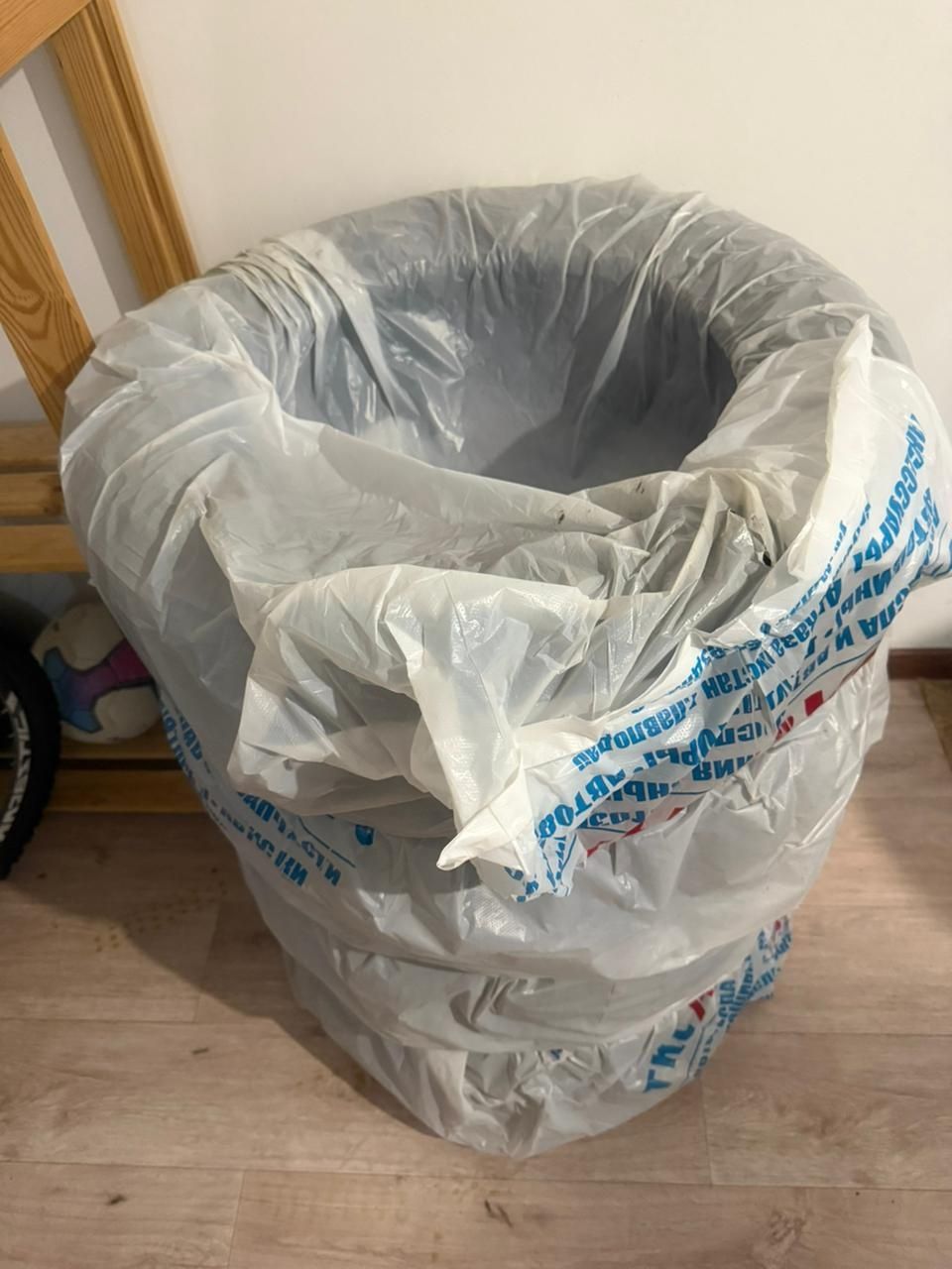 Продам резину R16