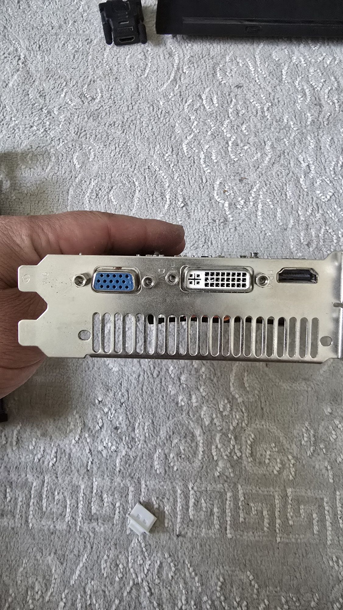Видеокарта GTX 950/650