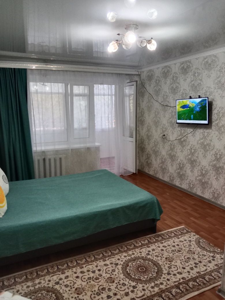 Сдам по суточно 1к.кв в 11мкр-не.