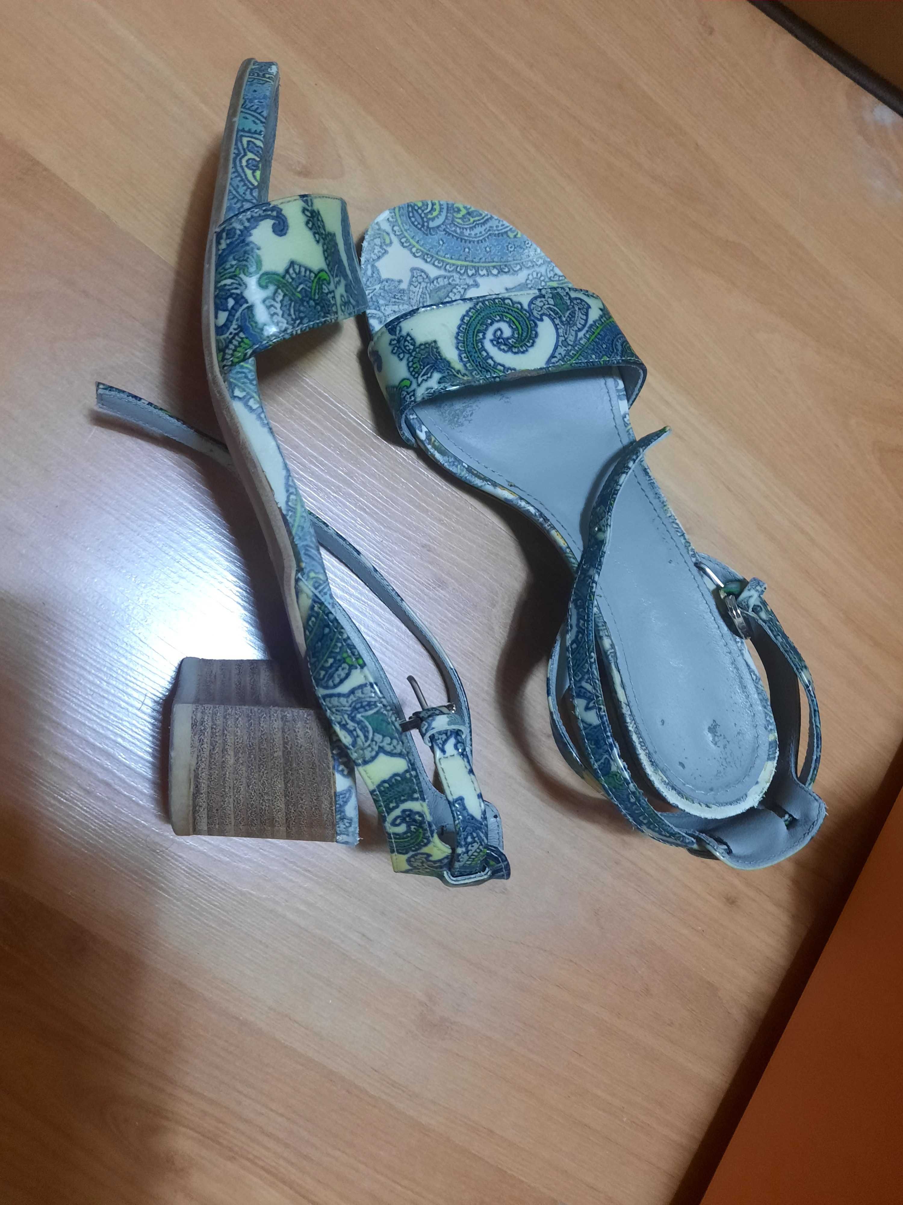 Обувь женская  б/у хорошего качества, разм. 38,дёшево- все по 4 тыс