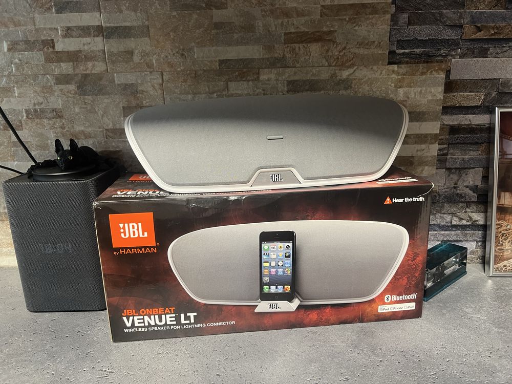 Колонка jbl как новая